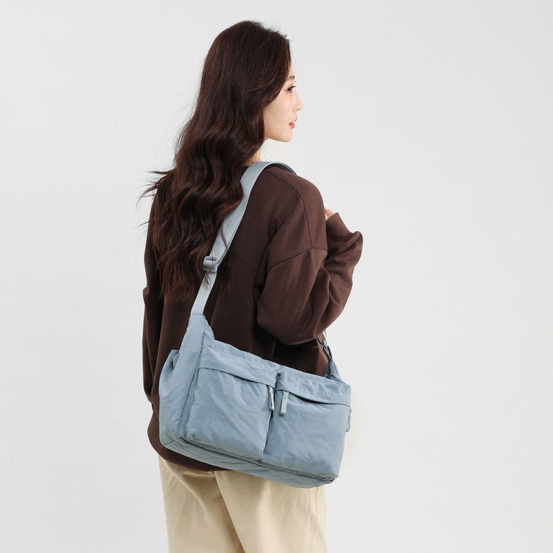 Women's & Men's Simple Waterproof Large Capacity Nylon Cloth Women's Messenger Bag