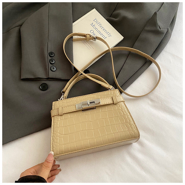 Women's Summer Simple Textured Western Style Niche Commuter Bags