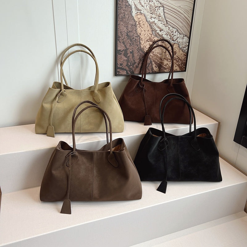 Women's Retro High-grade Fashion Commuter Underarm Simple Women's Shoulder Bag
