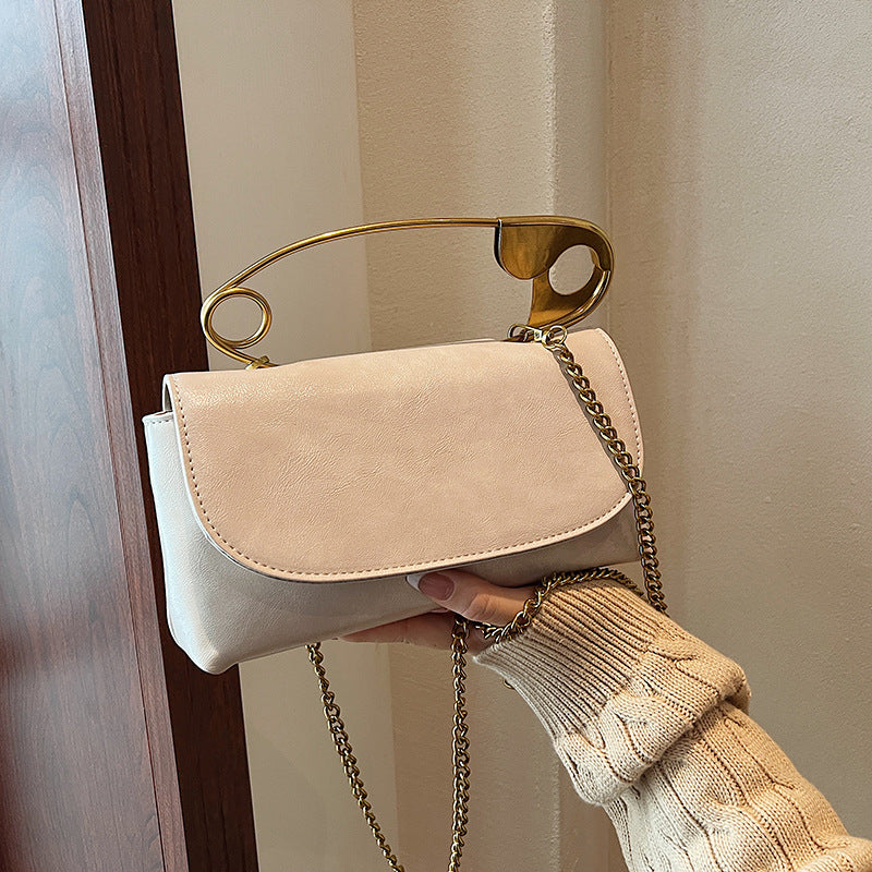 Winter High-grade Retro Pin Fashionable Chain Shoulder Bags