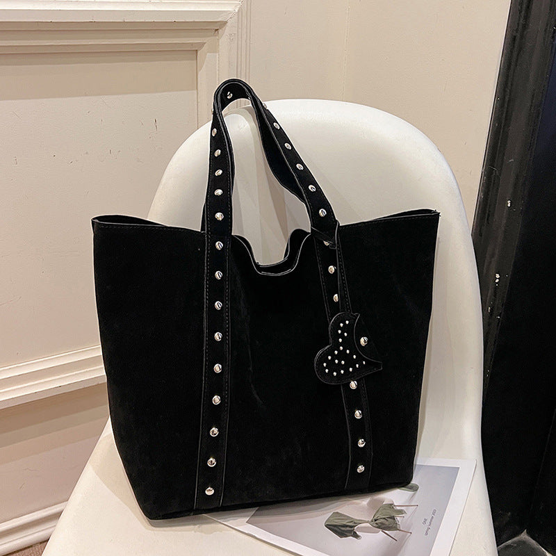 Versatile Cool Fashion Frosted Suede Rivets Women's Messenger Bag