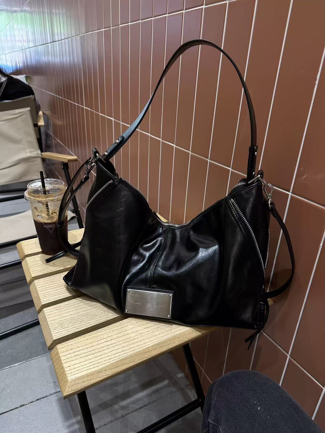 Double-sided Zip One Female Locomotive Style Easy Women's Shoulder Bag