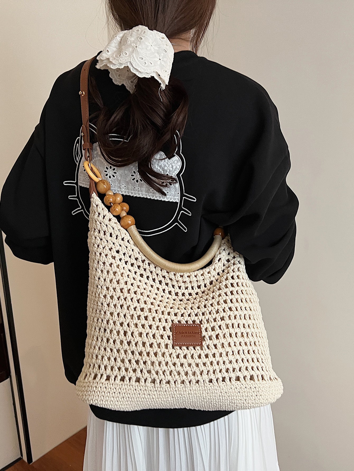Women's Vacation Style Woven Knitted Hollow Fashion Women's Shoulder Bag
