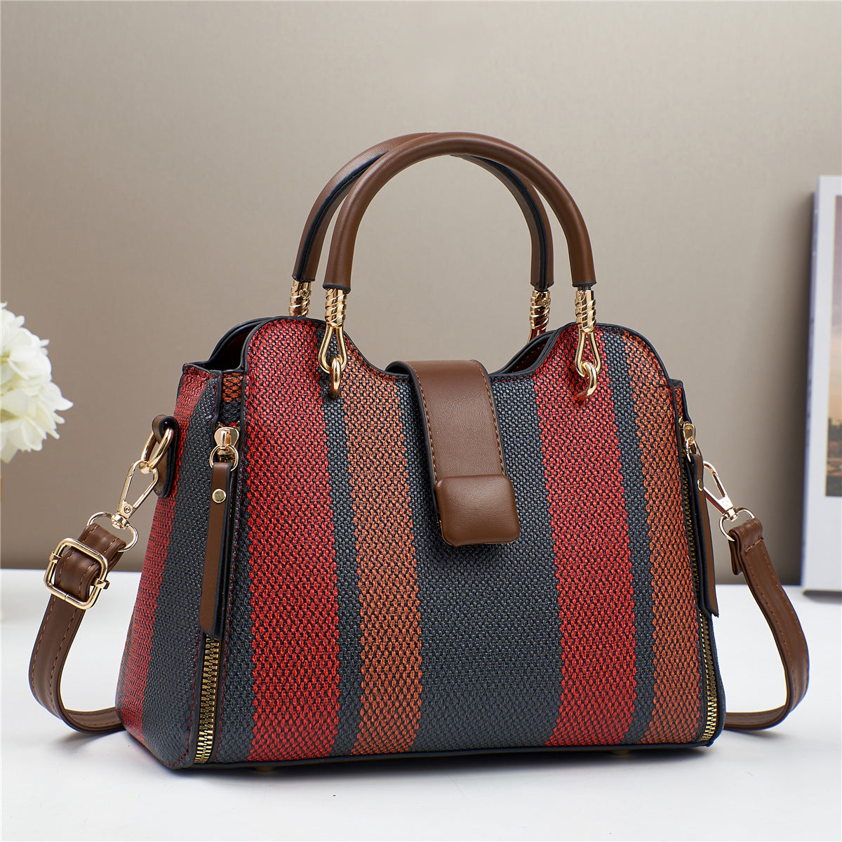 Women's Contrast Color Zipper Fashion Pouch Small Square Bag