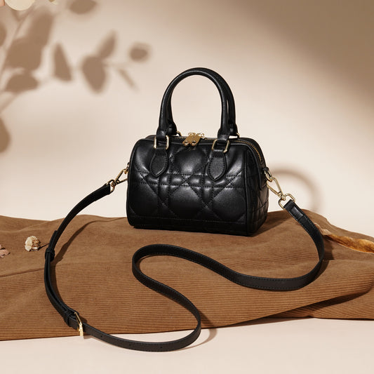 Women's Leather Embroidered Fashionable High-grade Rhombic Portable Women's Handbag