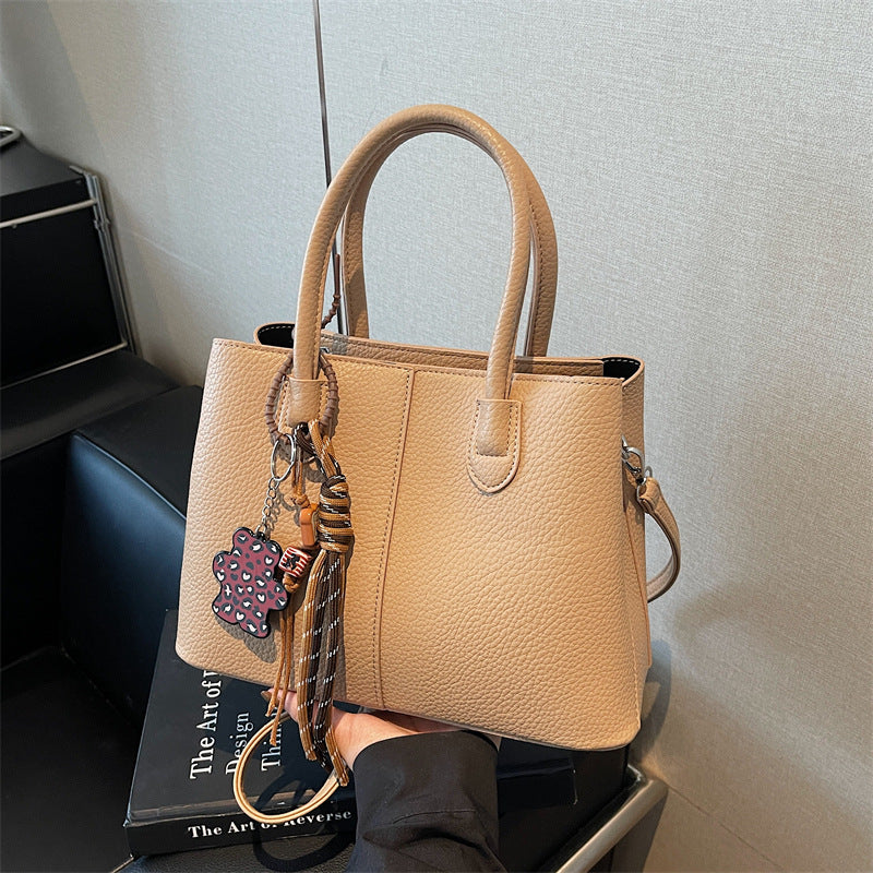 Attractive Women's Retro Advanced Texture Portable Women's Shoulder Bag
