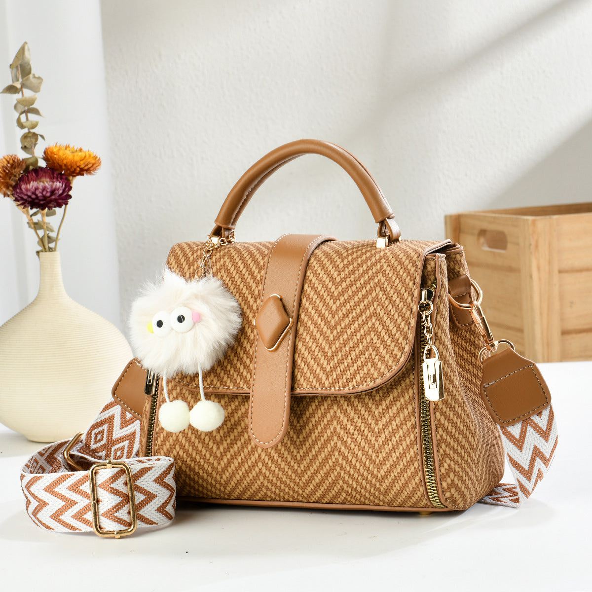 Fashion Good-looking Zipper Large Capacity Simple Women's Shoulder Bag
