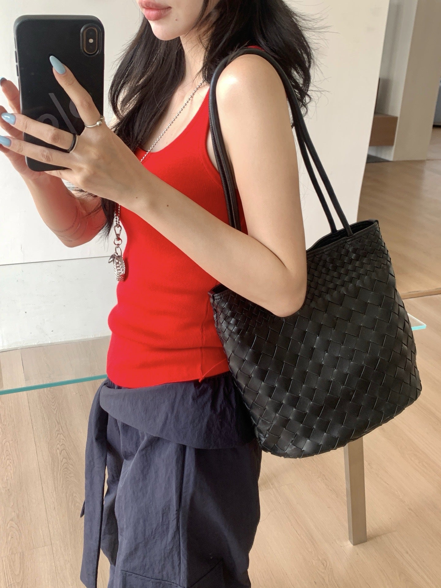 Women's Sheepskin Woven Large Capacity Totes Underarm Bucket Bags