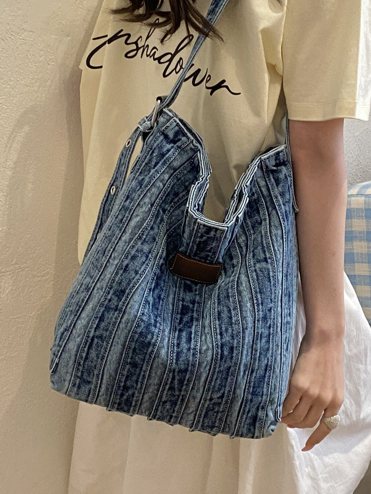 Women's Loose Feeling Large Capacity Denim Commuter College Go Tote Bag