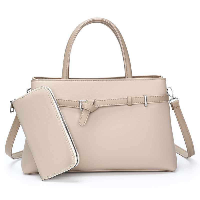 Trendy Women's Retro Large Capacity Commuter Bags