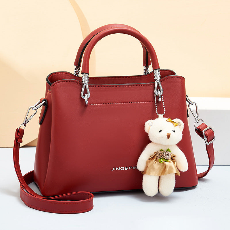 Women's Fashion Large Capacity Soft Leather Bear Women's Shoulder Bag