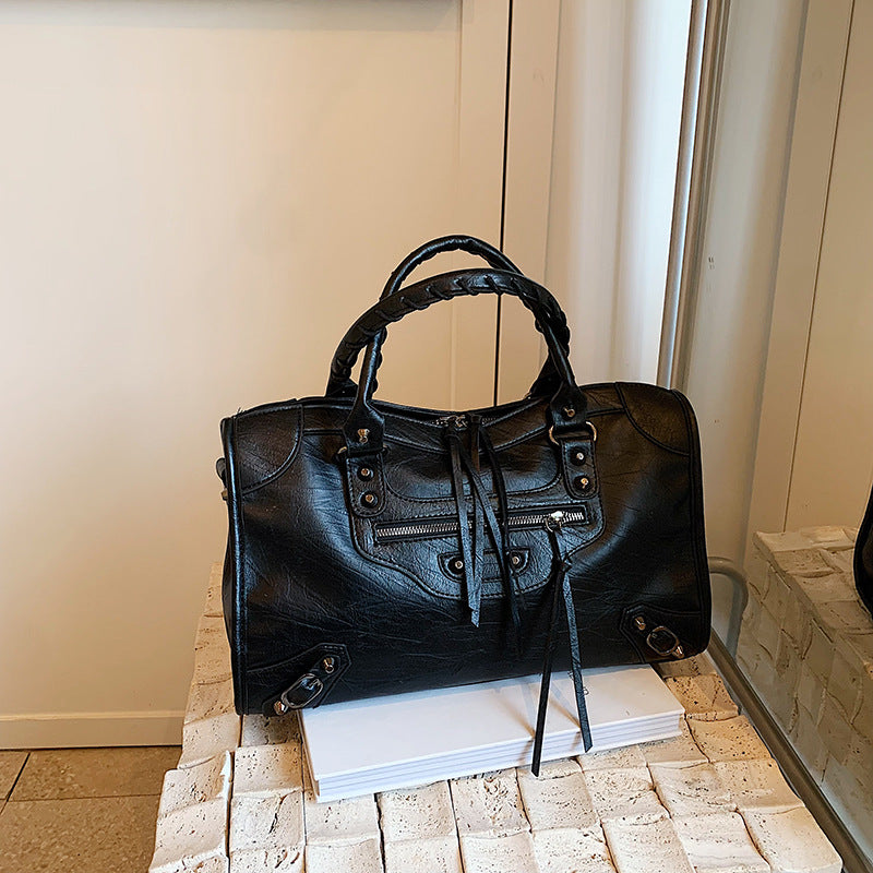 Niche Fashion Rivet Motorcycle High-grade Large Bags