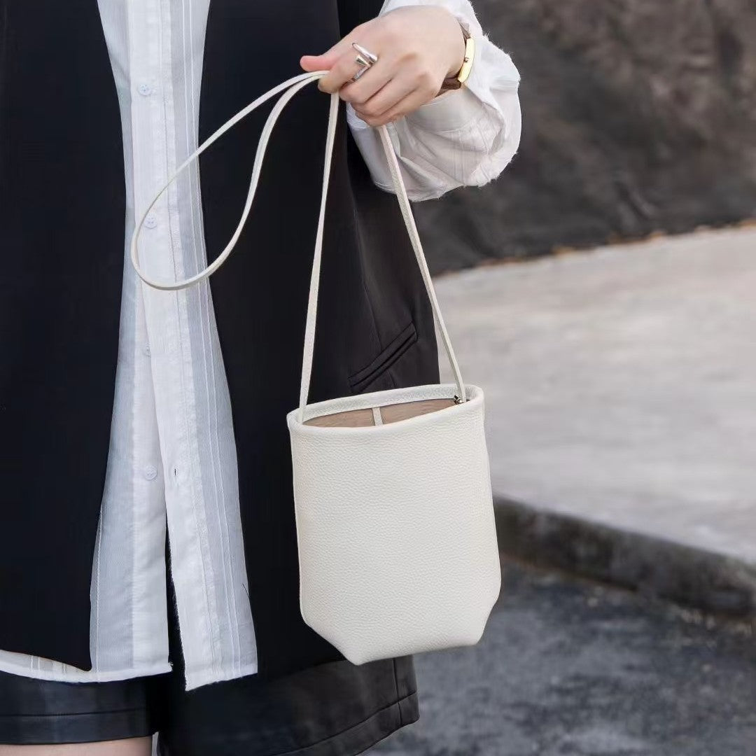 Wind Niche First Layer Cowhide Commuter Mini Minimalist Phone Bags