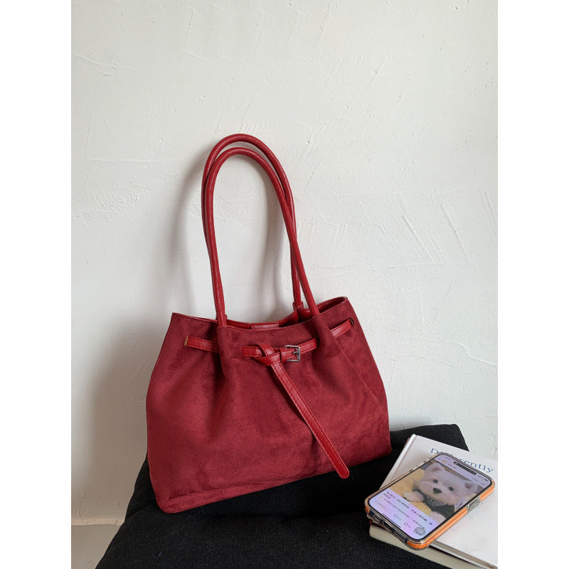 Women's Vintage Large Capacity Suede Commuter Portable Women's Shoulder Bag