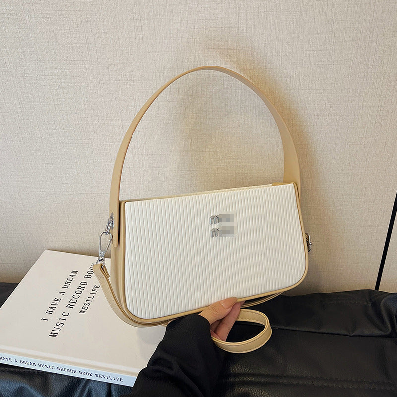 Women's High-grade Trendy Popular Stylish Good Texture Women's Messenger Bag