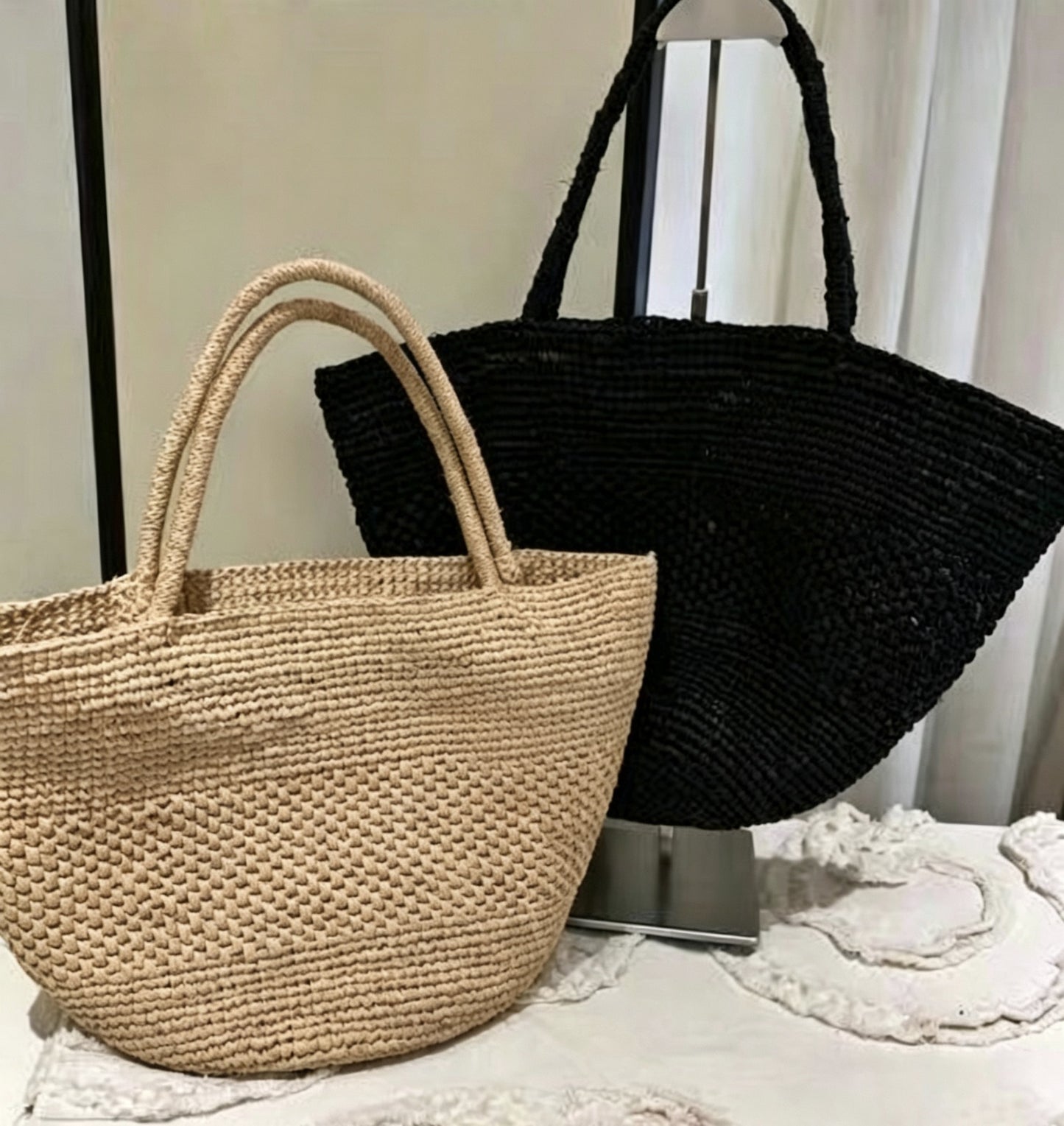 Women's Raffia Hand Crocheting Straw French Vacation Women's Shoulder Bag