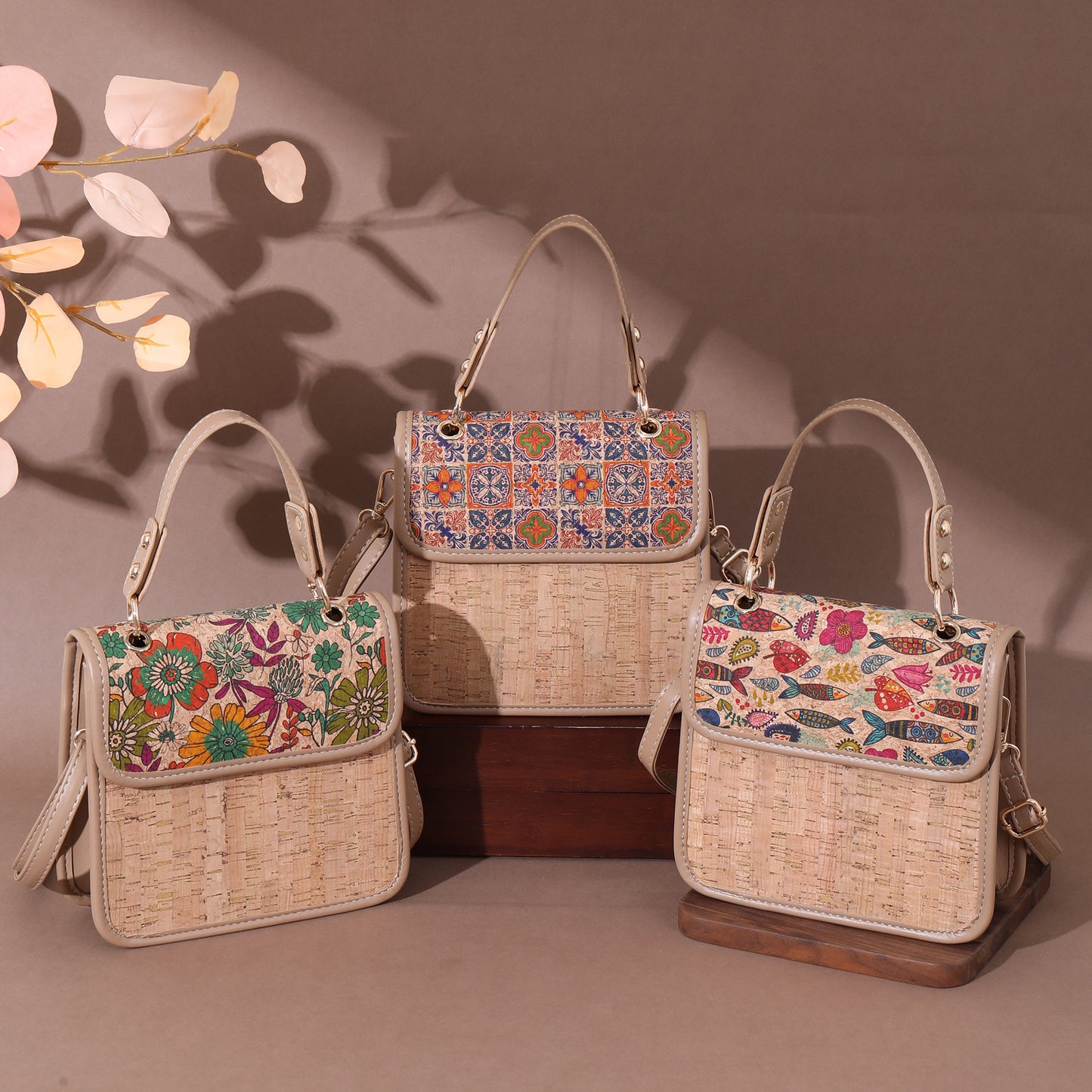 Women's Wooden Wood Outer Cork Lightweight Tree Leather Ethnic Style Women's Messenger Bag