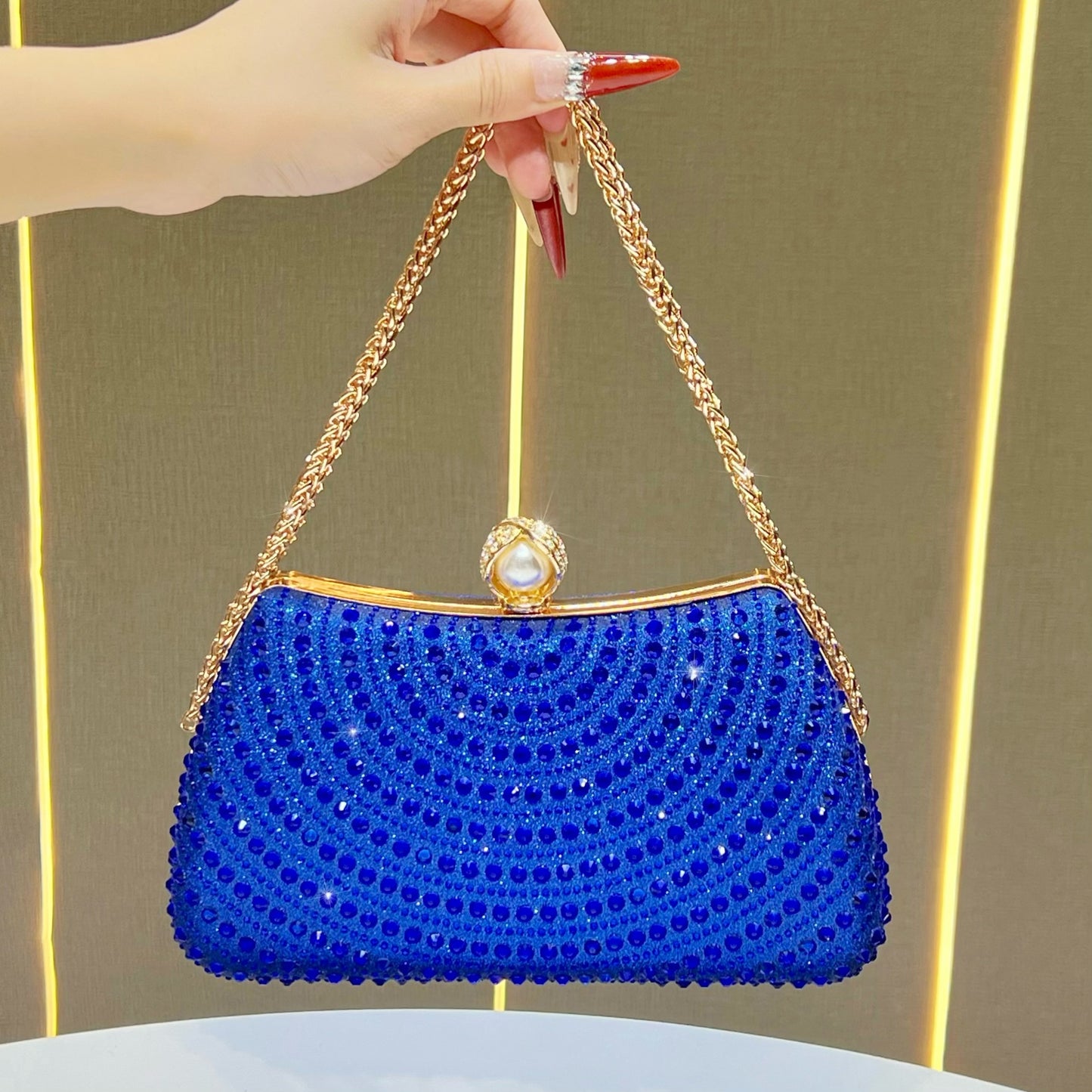 Women's Fashion Diamond Chain High-grade Light Luxury Dinner Bag