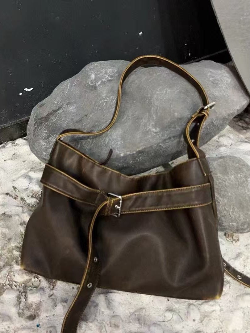 Women's Retro Hot Motorcycle Large Capacity Distressed Fashionable Women's Messenger Bag