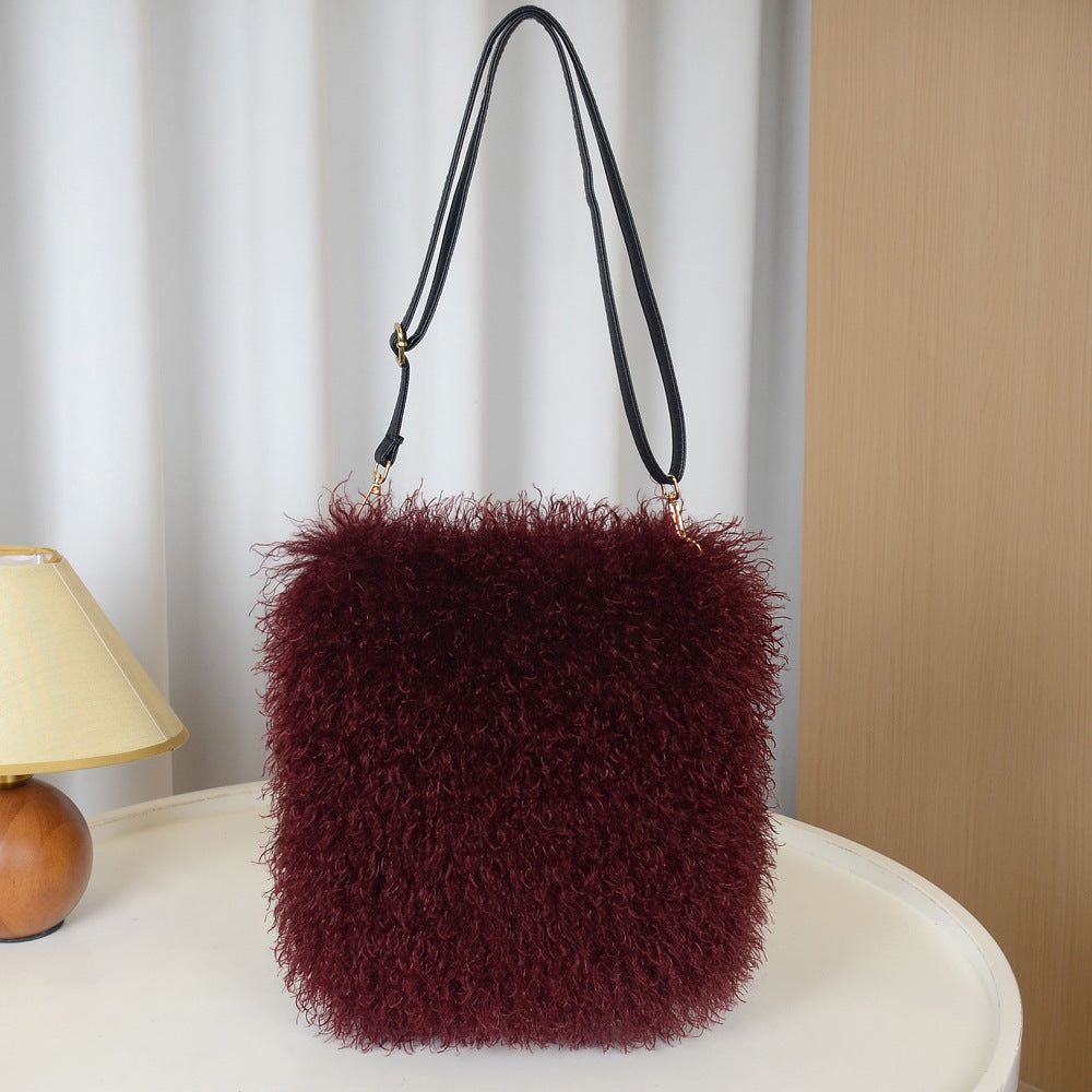 Women's Plush Fashion Simple Imitation Tan Sheep Western Style Hand Women's Messenger Bag