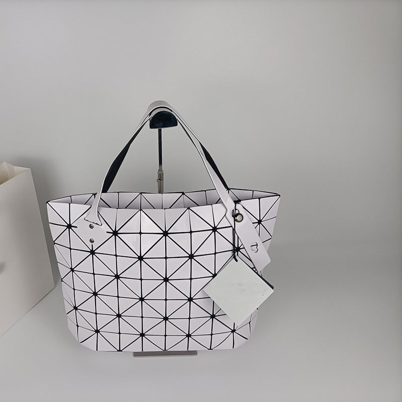 Women's Spring Rock Geometric Rhombus Fashion Large Capacity Frosted Women's Shoulder Bag