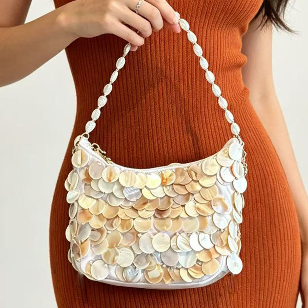 Handmade Beaded Shell Fritillary Pearl Hand Dinner Bag
