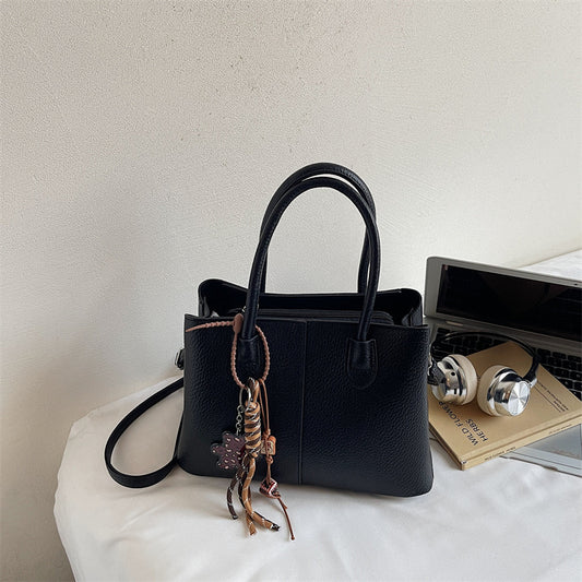 Attractive Women's Retro Advanced Texture Portable Women's Shoulder Bag