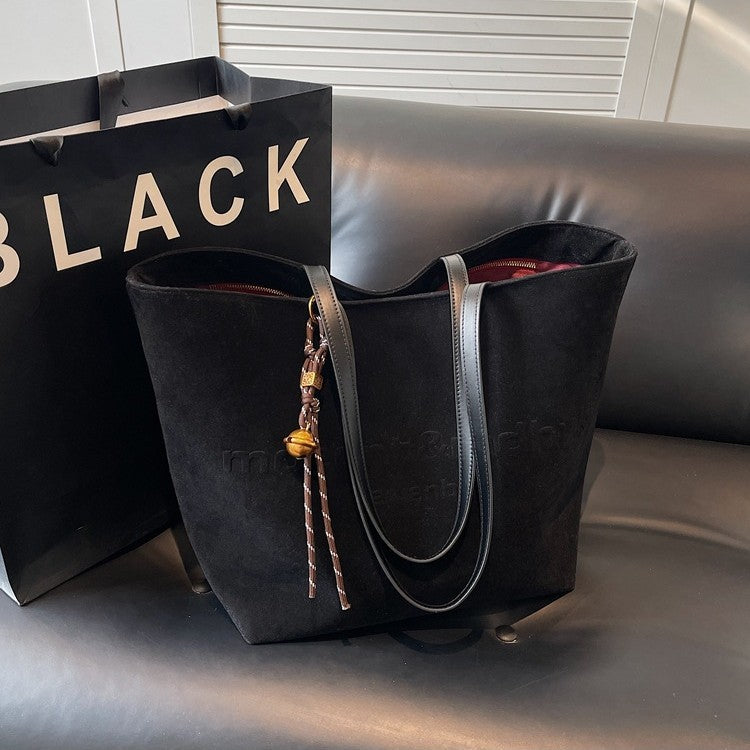 Women's Leisure Commute Large Capacity Minimalist Suede Women's Shoulder Bag