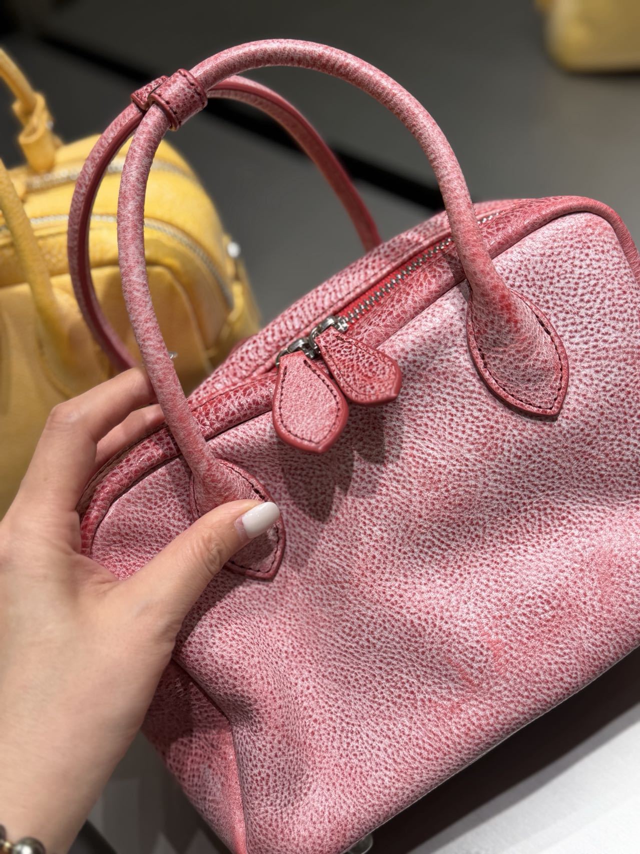 Women's Simple First Layer Cowhide Wide Strap Women's Leather Bag