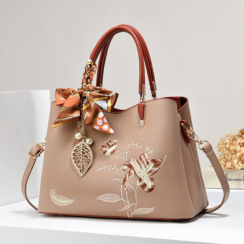 Women's Fashion Large Capacity Embroidered Mother Handbags