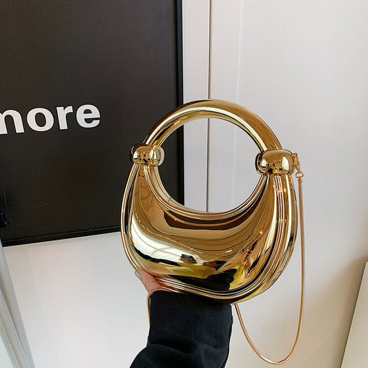 Women's Curved Moon Banquet Wrist Bends Hitches Dinner Bag