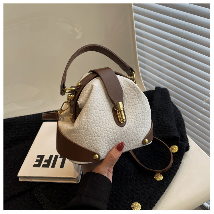 Women's Niche Fashion Portable Simple Textured Women's Messenger Bag