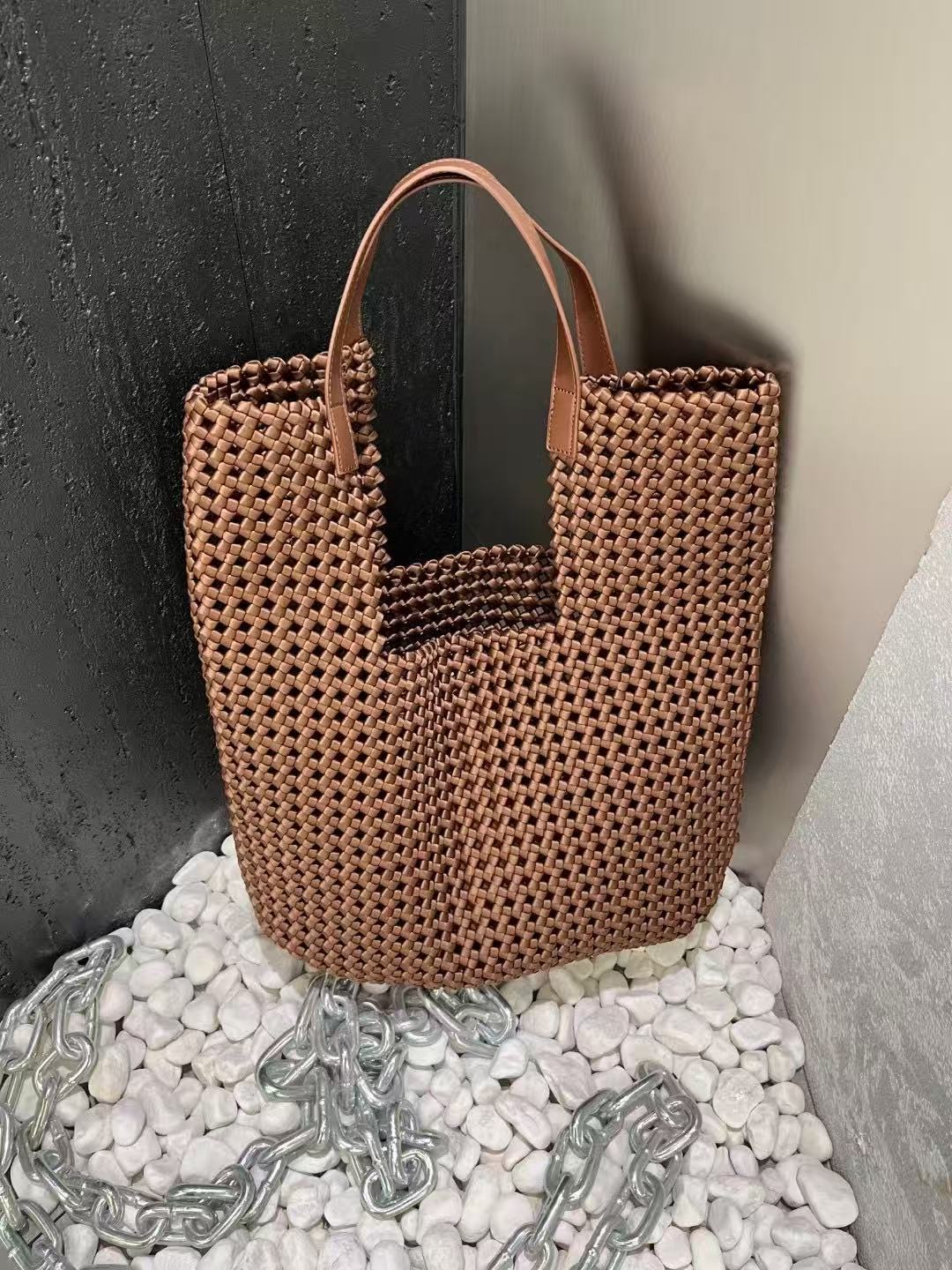 Cowhide Retro Woven Large Capacity Totes Mother Underarm Tote Bag