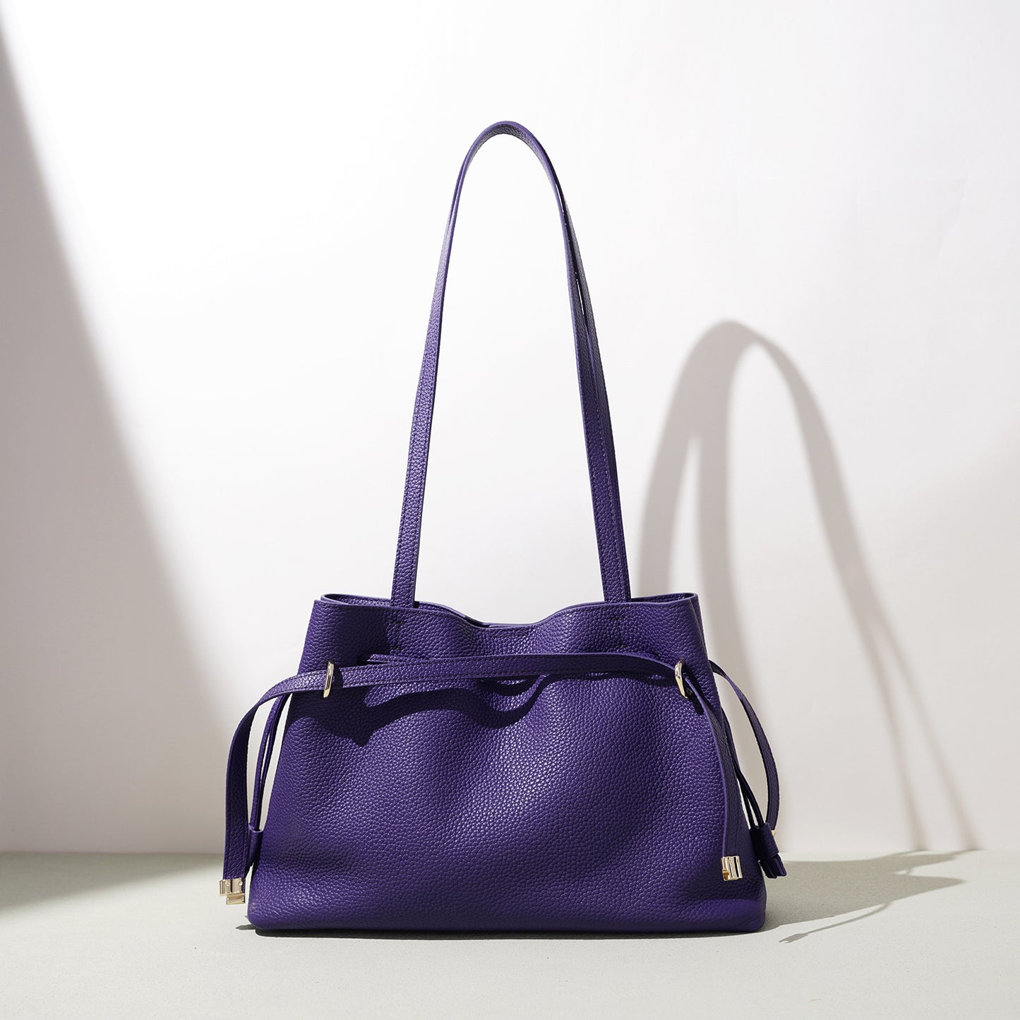 Women's Cowhide Korean Simple Leather Drawstring Lucky Shoulder Bags