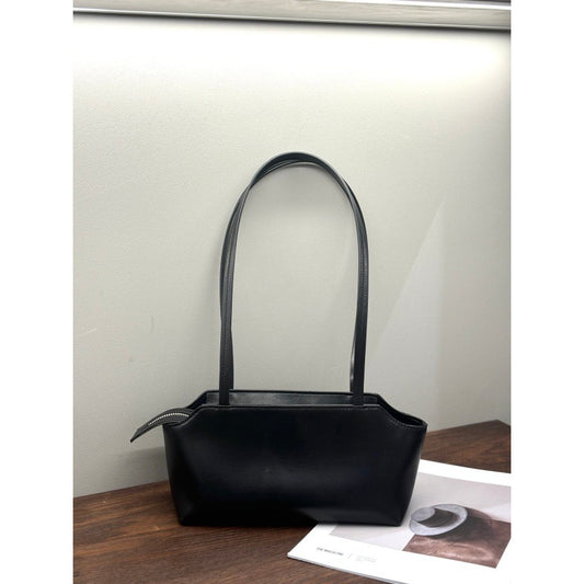 Genuine Leather Retro High Sense Large Capacity Commuter Bags