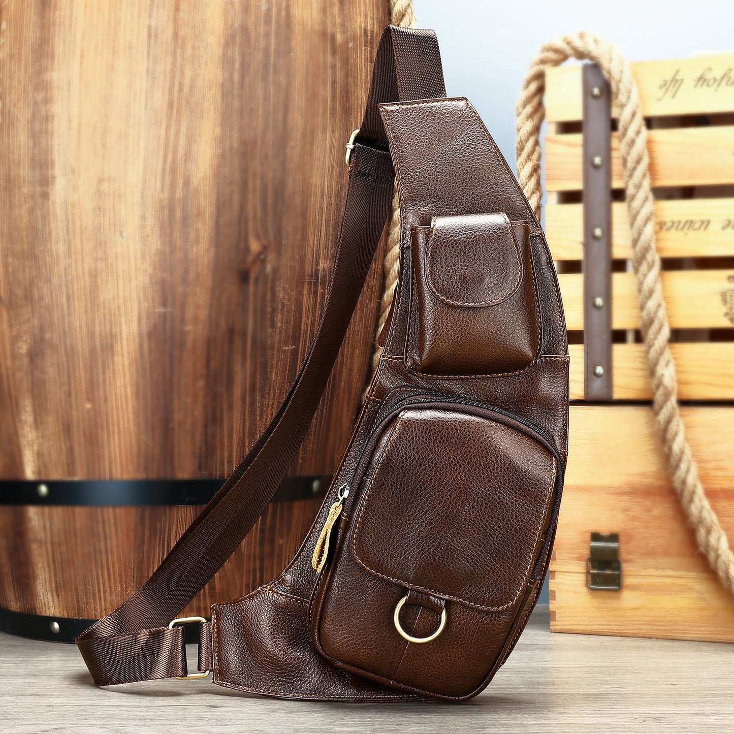 Men's Fashion Leather High-grade Retro Handmade Large Capacity Men's Chest Bag