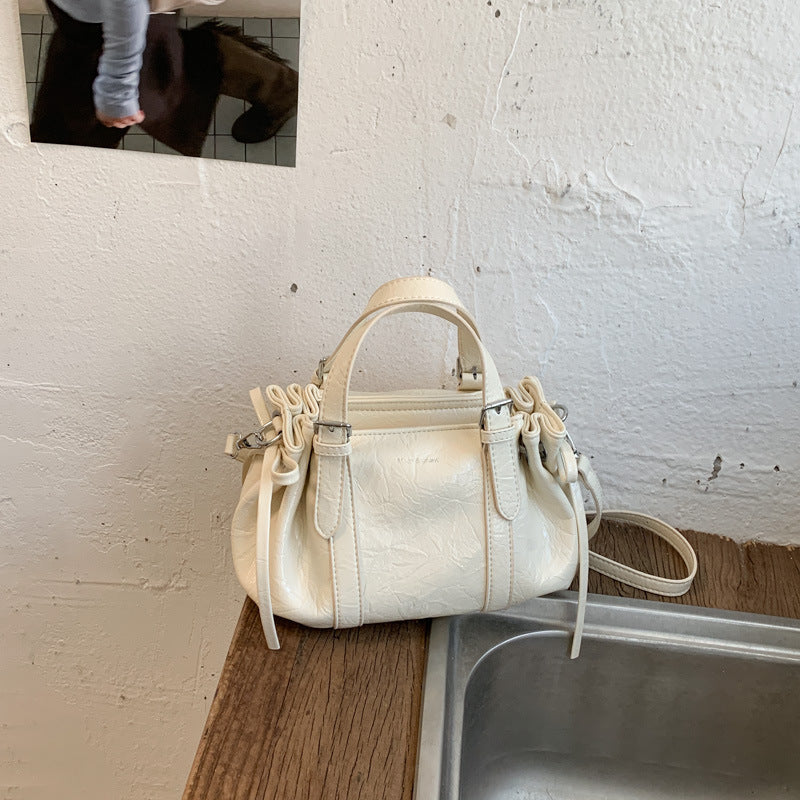High-grade Portable Oil Wax Leather Pleated Cloud Design Fashion Women's Handbag