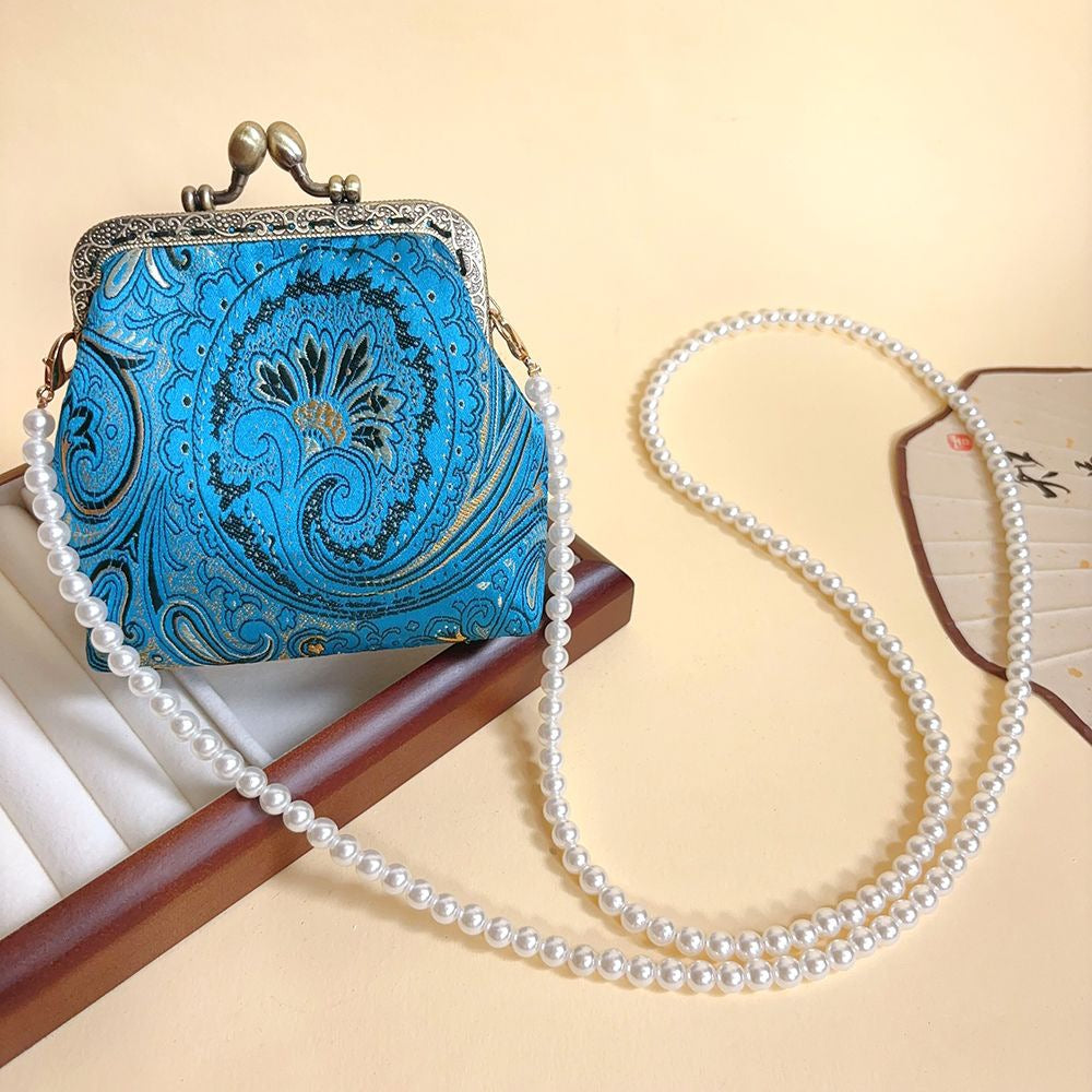 Chinese Super Fairy Exquisite Embroidered Mini Sanitary Pads Coin Purses