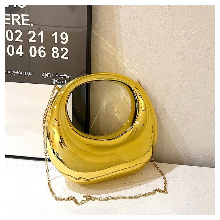 Women's Moon Acrylic Portable Chain Dress Dinner Bag