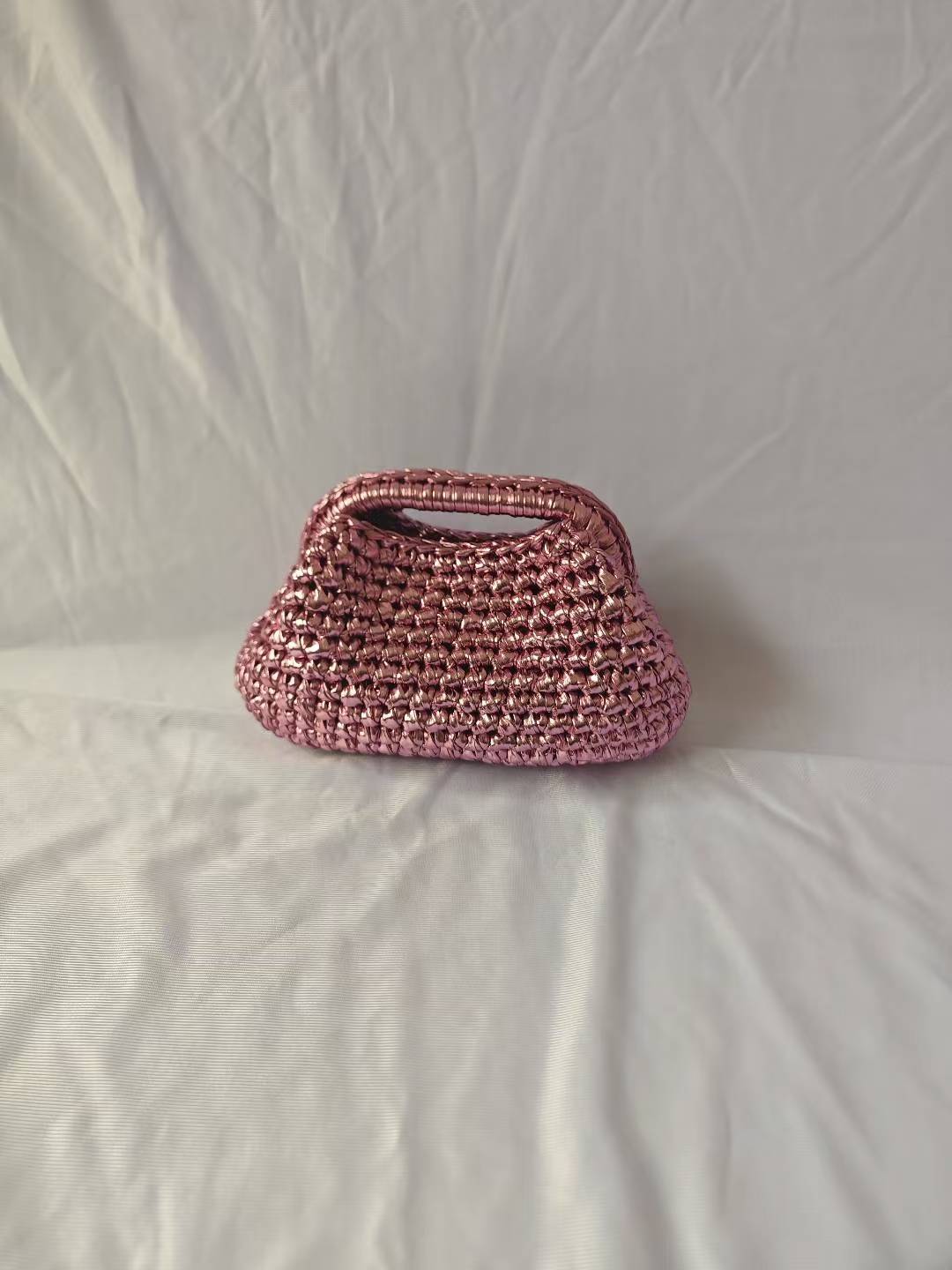 Women's Hand-woven Chain Mini Style Metallic Cloth Women's Handbag