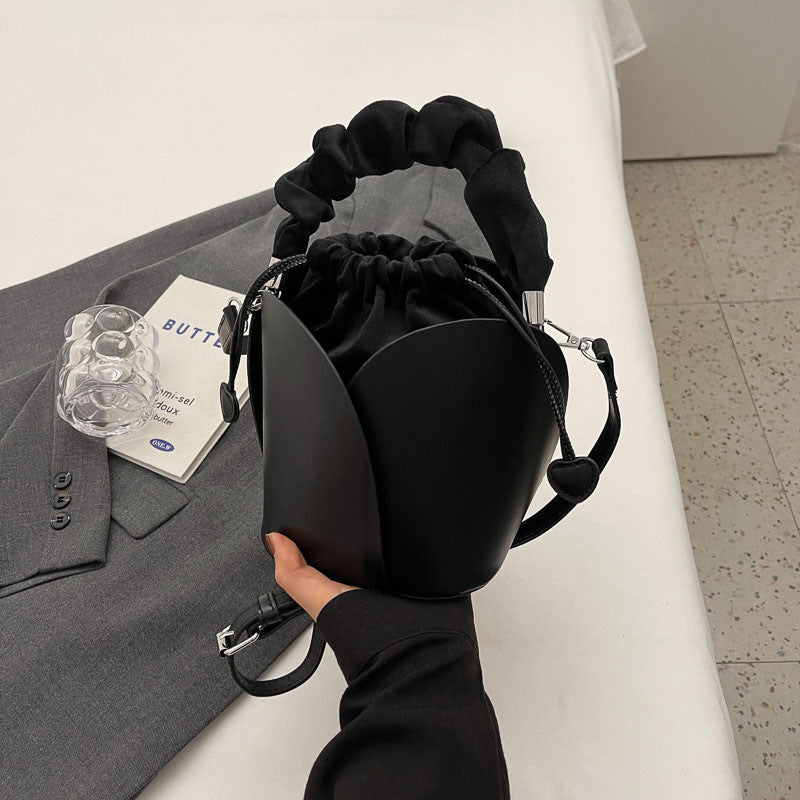 Women's Bridal Drawstring Portable Pleated Fashion National Bags