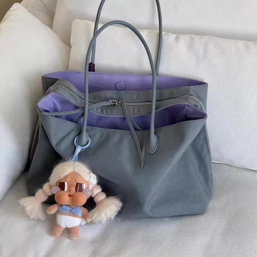 Niche Contrast Color Light Nylon Large Women's Shoulder Bag