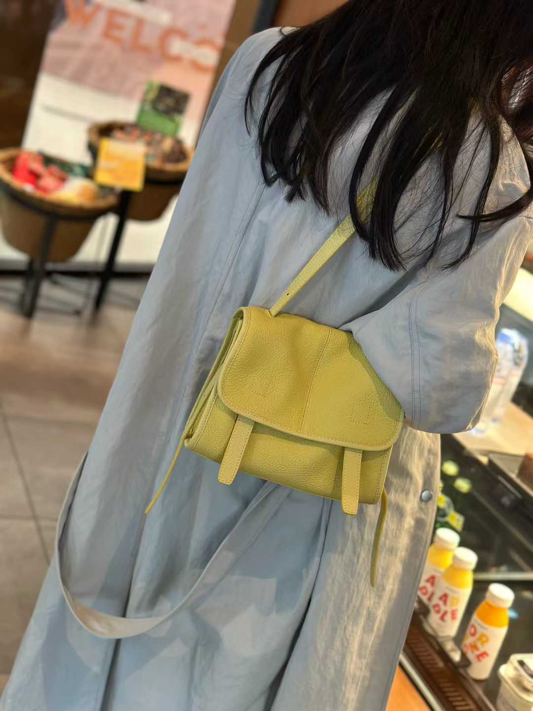 Women's Retro Flip Minimalist Underarm Commuter Women's Shoulder Bag