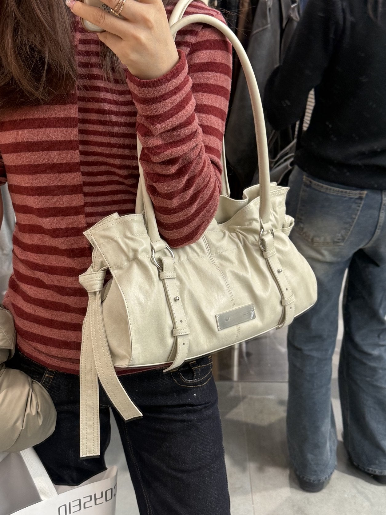 Women's Niche Pleated Underarm Portable Commuter Women's Shoulder Bag
