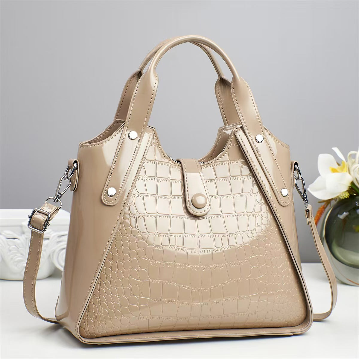 Women's Crocodile Pattern Spring High Quality Solid Women's Clutch