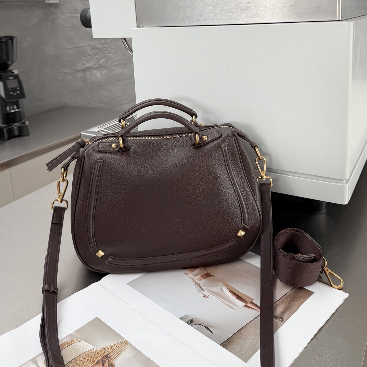 Women's Genuine Leather Versatile Retro Fashion Cattlehide Bags