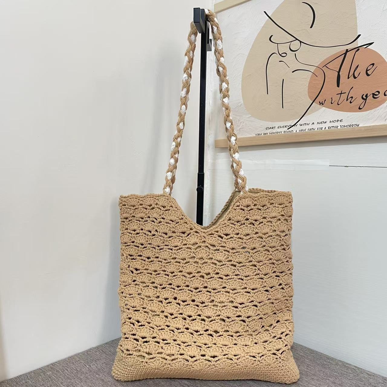 Women's Crocheted Hand-woven Underarm High-grade Niche Lace Women's Shoulder Bag