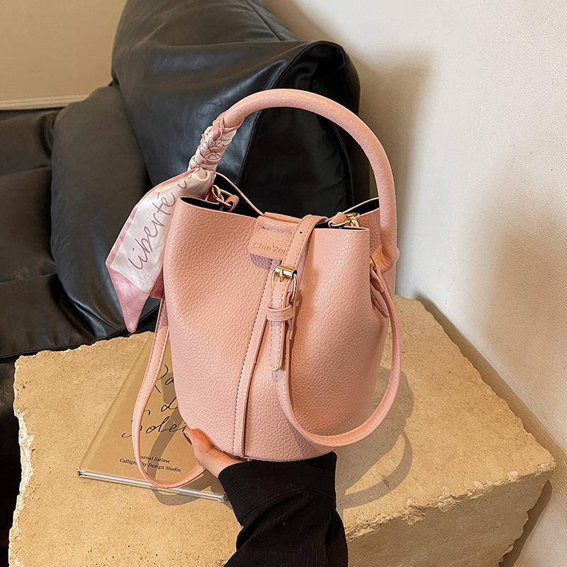 Women's Popular Elegant Portable Spring High-grade Fashionable Women's Handbag