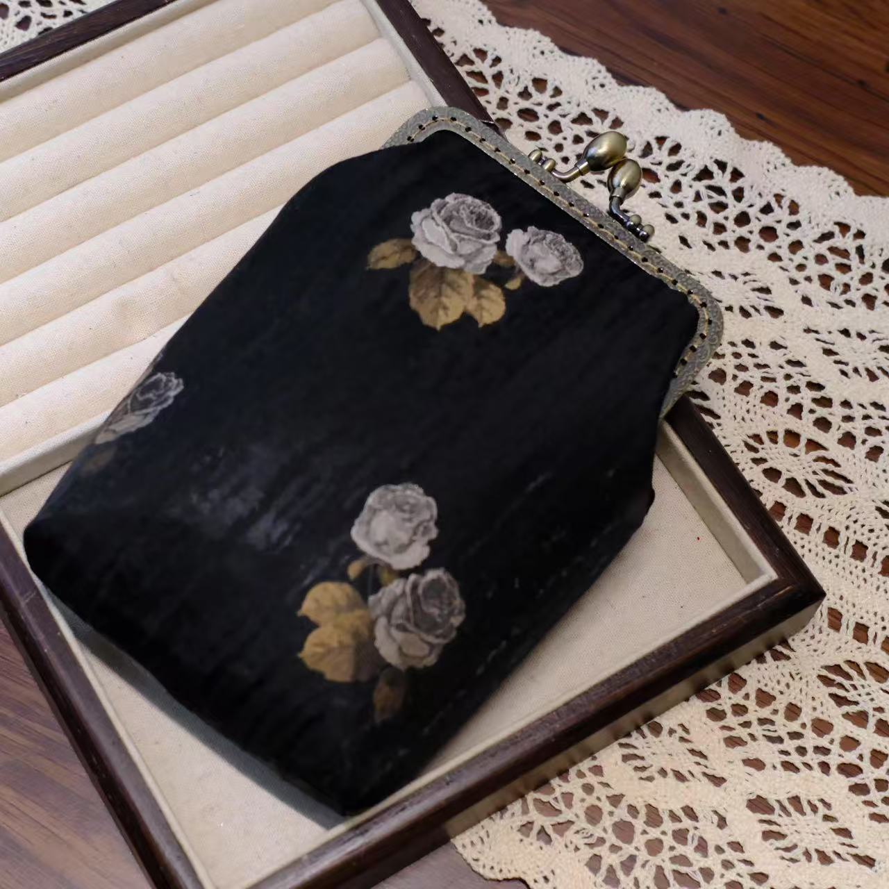 Retro Tassel Frame Handmade Ancient Style Female Purses