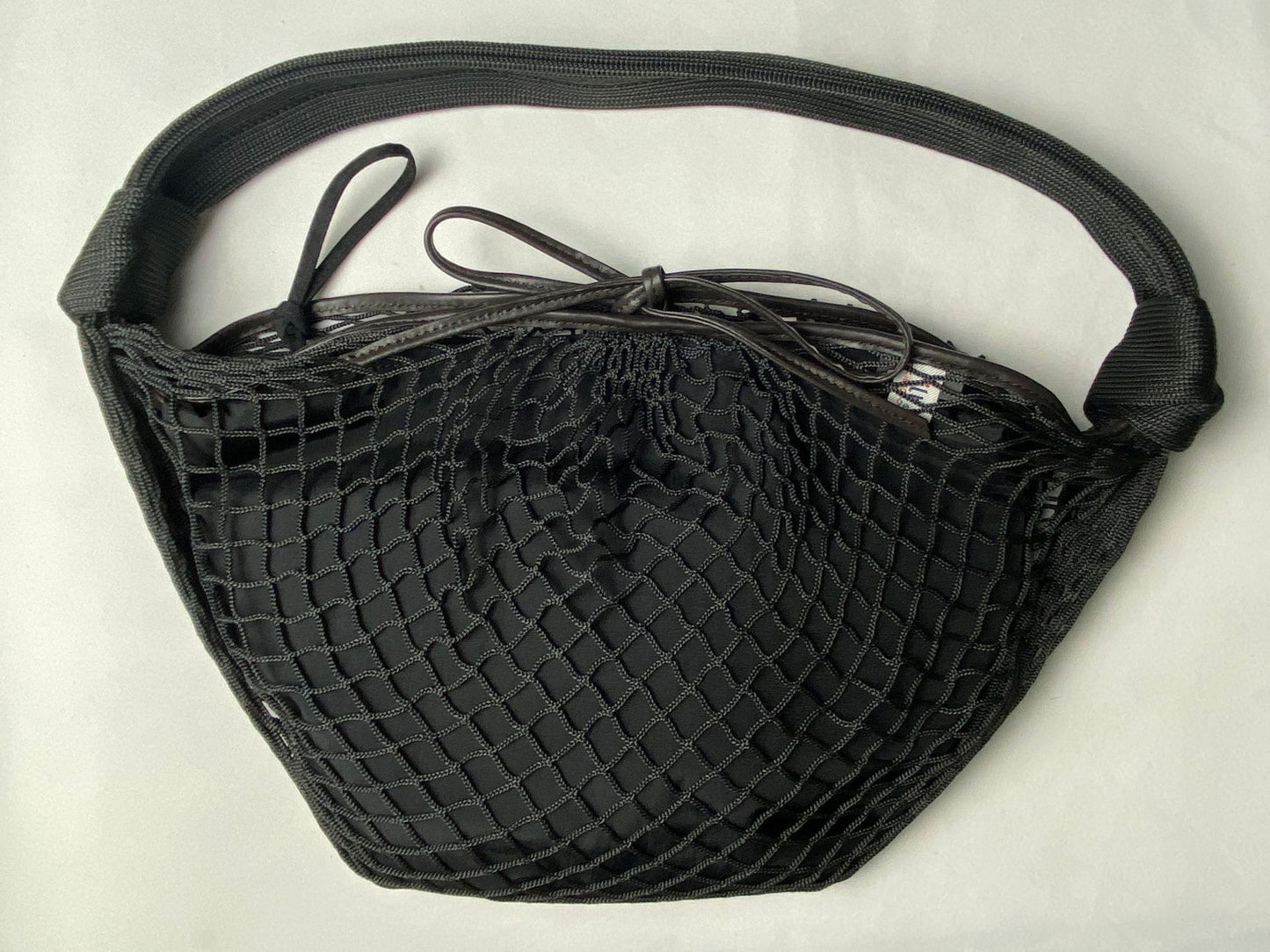 Durable Ding Fishnet Croissant Underarm Woven Women's Messenger Bag